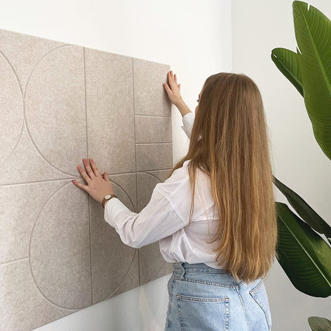 Montage facile des panneaux de feutre autocollants