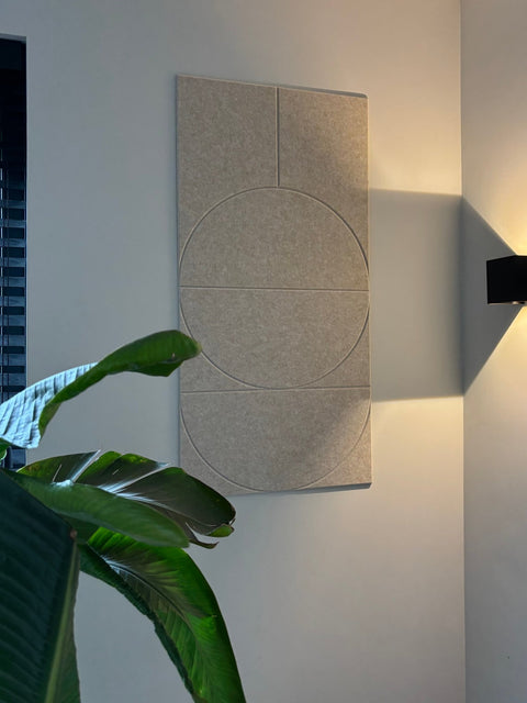 Panneaux muraux acoustiques Sadé 2 panneaux beige - salon image d'ambiance vue de face | Maeven Art