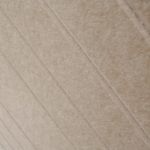Loa II sand naturfarben Nahaufnahme Akustikpaneel Filz Design Kollektion Akustikfliese Wand Decke
