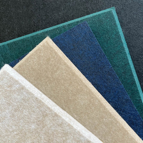 Choix de la palette de couleurs beige sable naturel vert foncé bleu marine panneau acoustique feutre collection design dalle acoustique