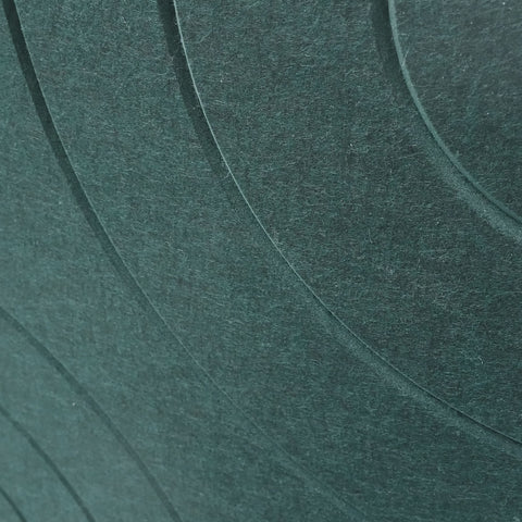 maeven art Maya III closeup collectie kleur deep green petrol akoestisch paneel vilt design collectie akoestisch tegel pet vilt geluidsabsorptie geluiddempend