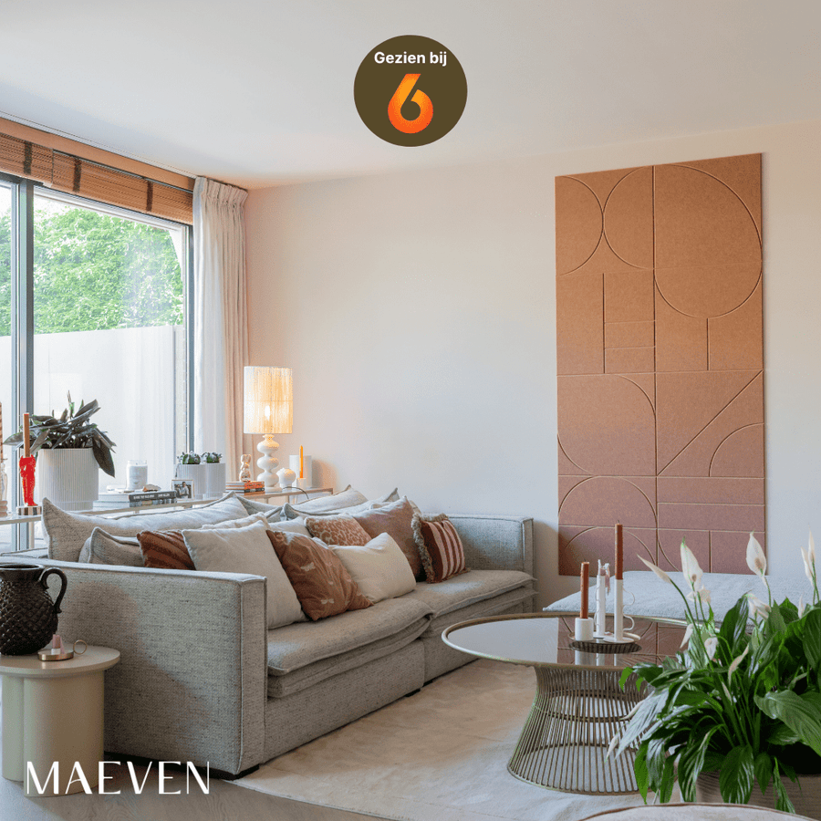 Sadé akoestische wandpanelen SBS6 – woonkamer sfeerbeeld zijaanzicht | Maeven Art