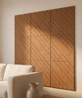 Loa II, œuvre d'art acoustique couleur cognac, détail du relief en feutre