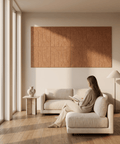 Maya I akoestische kunst in cognac als sfeervolle wand in een woonkamer
