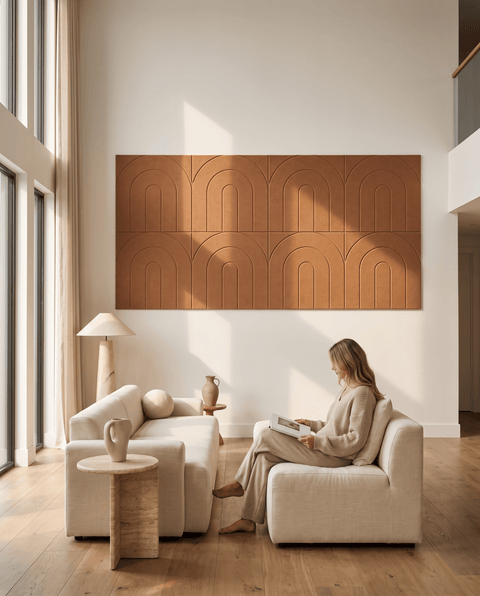 Maya VII akoestische kunst in cognac als sfeervolle wand in een woonkamer