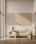 Maya VIII akoestische kunst in zand als sfeervolle wand in een woonkamer